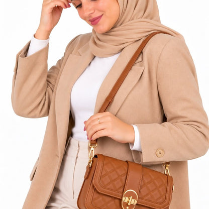 شنطة كتف كابتونيه بحزامين إضافيين وقفل معدني