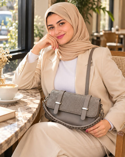 شنطة كتف وكروس بنقشة جلد التمساح وحزامين للحمل